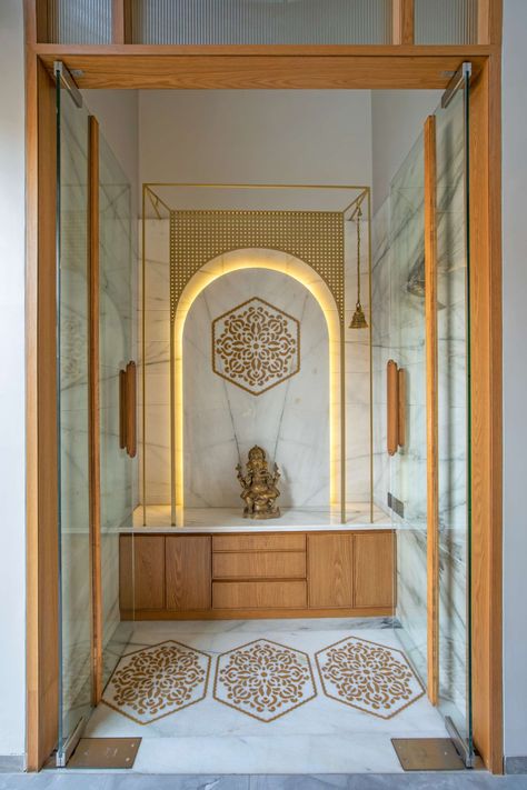 Crockery Unit With Mandir Design Modern, Mandir Doors, Hall Room Design, Modern Arabic Interior, Corian Temple, House Temple, Temple Ideas, Pooja Unit, Window Seating