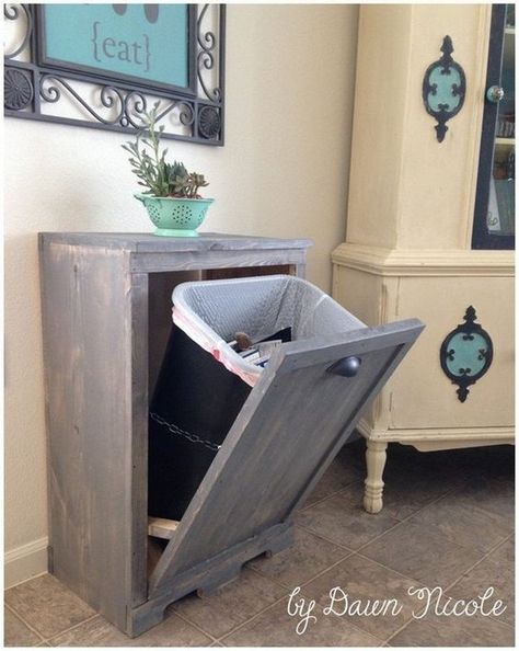 Declutter Kitchen Projects Kitchen Trash Can Ideas, Kitchen Garbage Can Storage, Modern Kitchen Trash Cans, Trash Can Ideas, Creative Storage Ideas, Hide Trash Cans, Garbage Can Storage, Can Ideas, Trash Storage