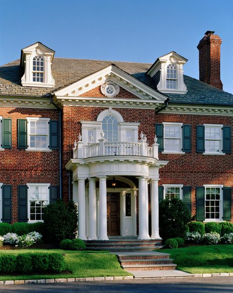 Colonial Exterior, Georgian Architecture, Red Brick House, New England Homes, Traditional Exterior, Georgian Homes, Traditional Architecture, House Goals, House And Home Magazine