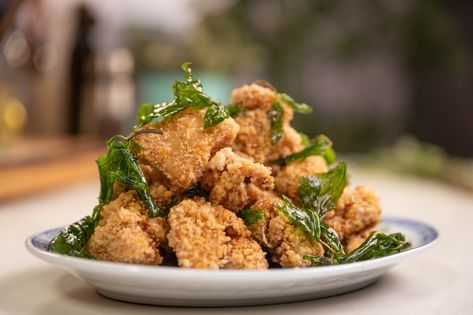 Taiwanese fried chicken Taiwanese Fried Chicken Recipe, Taiwanese Fried Chicken, Taiwanese Popcorn Chicken, Chinese Cooking Wine, Sbs Food, Water Chestnut, Popcorn Chicken, Boneless Skinless Chicken Thighs, Chinese Cooking