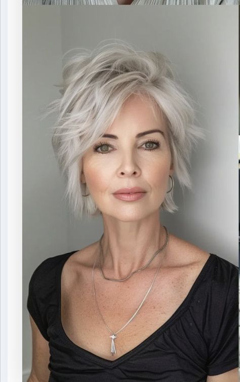 Layered Pixie Cut, Rocker Hair, Older Women's Hairstyles, Chic Short Hair, Shaggy Short Hair, Corte Bob, Messy Short Hair, Edgy Short Hair, Bob Hairstyles For Fine Hair