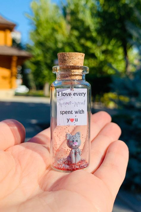 Handmade Gifts For Girlfriend, Boyfriend Personalized Gifts, Gifts For Gf, Gifts For Girlfriend, Bottle Charms, Gift Girlfriend, Cadeau Photo, Message In A Bottle