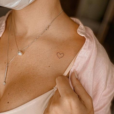 Hearts On Collar Bone Tattoo, Collar Bone Tiny Tattoo, Heart Tattoo On Clavicle, Tiny Heart Tattoo On Collar Bone, Mini Tattoos Collar Bone, Fine Like Heart Tattoo, Small Heart Tattoo Collar Bone, Womens Clavicle Tattoo Ideas, Heart On Collarbone Tattoo