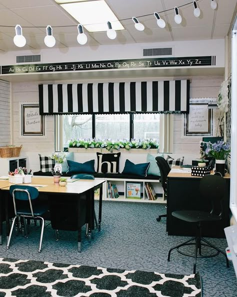 This is one of my favorite views in Katie’s classroom. We cleared out the mismatched furniture and created a quaint and functional window… Industrial Chic Classroom, Chic Classroom Decor, Mismatched Furniture, Farmhouse Classroom, Classroom Makeover, Classroom Layout, Elementary Classroom Decor, Classroom Decor Ideas, Class Decor