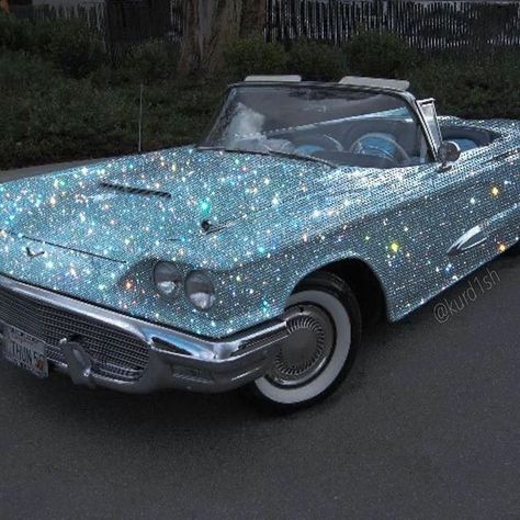 Glitter Car Aesthetic, Blue Glam Aesthetic, Nye Aesthetic, Shine Aesthetic, Candy Store Display, Disco Aesthetic, Diamond Car, Glitter Aesthetic, Glitter Car