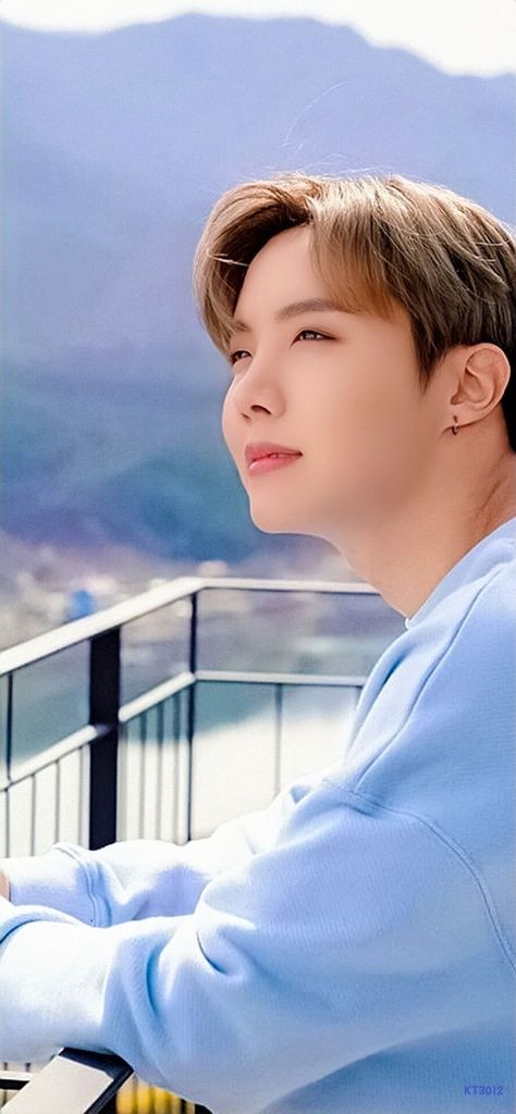 Bts J-hope Cute, J-hope Pictures, Hope Pictures, Jhope Bts Wallpaper, J Hope Gif, J-hope Photoshoot, J Hope Smile, Hope Wallpaper, Hobi Bts