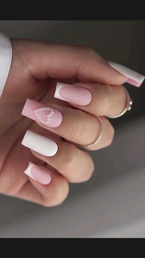 Daisy Acrylic Nails, Short Nail Manicure, Nail Tip Designs, Coffin Nails Matte, Wow Nails, Gel Nails Diy, Girly Acrylic Nails, Casual Nails, French Acrylic Nails