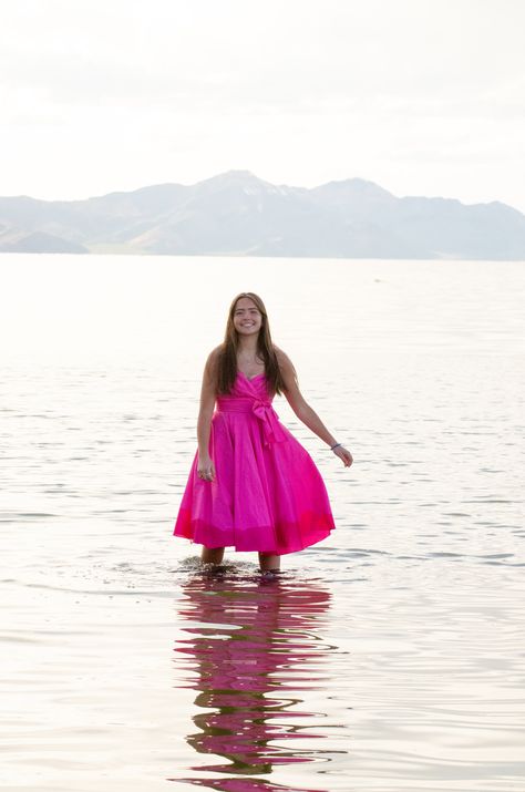 #seniorphotos #senior #saltflats #utah #goldenhour #photography #photographyinspiration #seniorphotosinspiration #highschool #highschoolphotos #utah #vibe #style #girlstyle #pretty #adventurephotography High School Photos, Salt Flats, Adventure Photography, Graduation Photos, Senior Photos, Golden Hour, Photo Inspiration, Photography Inspiration, Utah