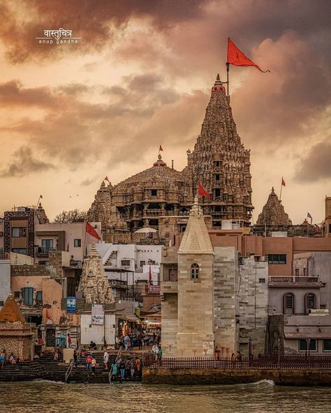 Dwarkadhish Temple, Dwarikadhish Hd Wallpaper, Decent Wallpapers, Live Wallpaper Iphone, Doodle On Photo, Best Background Images, Photo Art Gallery, Photo To Video, My Photo Gallery