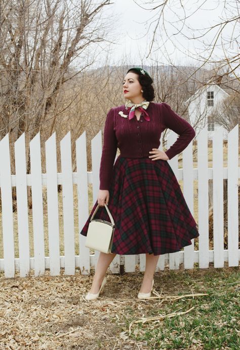 Plus Size 1940’s, 1940s Fashion Plus Size, 1950s Fashion Plus Size, Plus Size 40s Fashion, Plus Size Vintage Fashion 1950s, Plus Size 50s Fashion, Curvy Vintage Outfits, The Closet Historian, Plus Size Retro Fashion