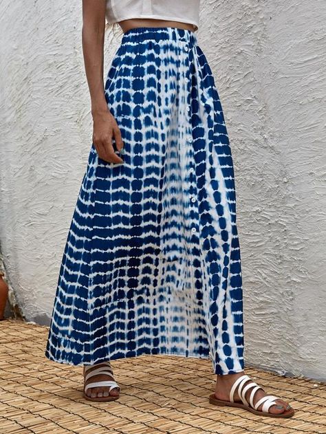 Tie Dye Garments, Tie Dye Aesthetic, Shibori Dress, Tie Day, Wedding Extras, Tie Dye Maxi Skirt, Tie Dye Men, Sarong Skirt, Tie Dye Fashion