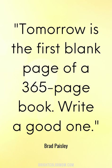 This curated collection of New Year quotes has everything, from happy and positive quotes to hilarious and sassy quotes to move forward from 2020 and have a fresh start in 2021. Whether you need New Year quotes that are inspirational and motivational, funny quotes to send for friends, unique wishes for this year, thankful quotes for your family, short bullet journal quotes full of wisdom about life, or just the best looking New Year quote letter board images to post on Instagram, they're here! Happy And Positive Quotes, New Year Christian Quotes, Best New Year Quotes, New Year Quotes For Friends, End Of Year Quotes, New Year Quote, New Year Quotes Funny Hilarious, New Year Motivational Quotes, New Year Wishes Messages