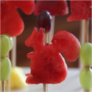 15 Squirrel-themed snacks for movie night – SheKnows Squirrel Party Food, Squirrel Snacks, Nutter Butter Acorns, Snacks For Movie Night, Squirrel Party, Fruit Kebab, Squirrel Cake, Acorn Cookies, April Baby Shower