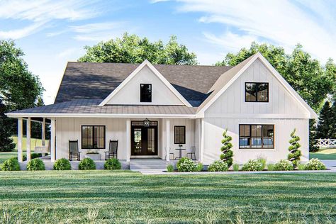 Home Designs Exterior, Ranch Decor, Farmhouse Style House Plans, Garage Conversion, Farmhouse House, Farmhouse Plan, Up House, Small Homes, House Plans Farmhouse