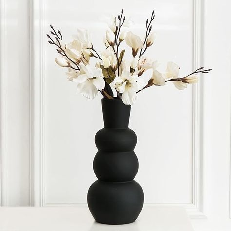 Black Ceramic Vase #ad Pampas Flower, Wedding Dinner Table, Black Ceramic Vase, Party Living Room, Dried Flower Vase, Table Centerpieces For Home, Kitchen Table Centerpiece, Vase Black, Table Party