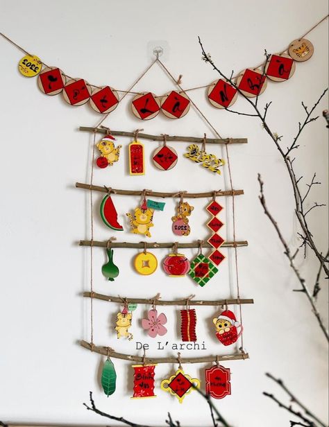 Angpao Imlek Aesthetic, Chinese New Year Diy Decoration, Cny Wall Decoration, Lunar New Year Decorations, Tet Holiday Decoration, Cny Decoration Ideas, Cny Craft, Tet Decor, Lunar New Year Decoration