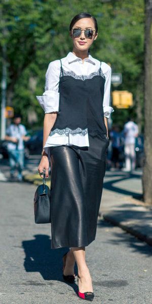 Cami Over Shirt, Cami Outfit, Red Spaghetti, Shoulder Off, Spaghetti Top, Black Leather Skirt, White Outfit, Looks Street Style, Layering Outfits