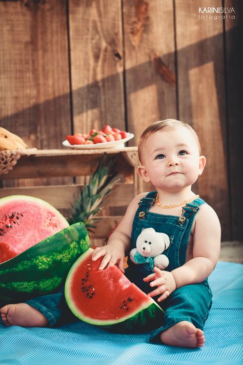 Baby Boy Watermelon Photoshoot, 6 Month Watermelon Photo Shoot, 6 Month Summer Baby Pictures, Summer Baby Photoshoot Ideas, Baby Watermelon Photo Shoot, June Photoshoot Ideas, Watermelon Photo Shoot Baby, Summer Milestone Picture Ideas, Watermelon Baby Photoshoot