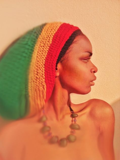 Rasta  Woman!! Rasta Tattoo, Female Dreads, Rasta Culture, Women With Dreadlocks, Rasta Art, Rastafarian Culture, Beenie Man, Jah Rastafari, Roots Reggae