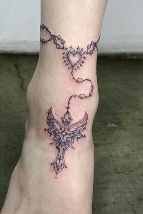 Stylist Tattoos, Pretty Tattoos For Women, Discreet Tattoos, Dainty Tattoos, Baby Tattoos, Black Ink Tattoos, Vintage Tattoo, Foot Tattoos, Dope Tattoos