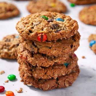 80 Church Bake Sale Recipes Best Monster Cookies, The Best Monster Cookie Recipe, Monster Cookie Recipe, Recipe With Corn, Super Bowl Food Easy, Easy Super Bowl, Desserts Fruit, Monster Cookies Recipe, Soft Cookie Recipe