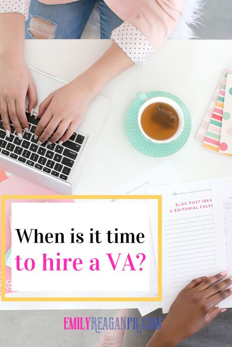 Business owners working - when to hire your first virtual assistant plus benefits of hiring a VA for your solopreneur online business Marketing Assistant, Hire A Virtual Assistant, Tips For Business, Online Business Strategy, Management Games, Virtual Assistant Jobs, Executive Assistant, Digital Marketing Social Media, Business Systems