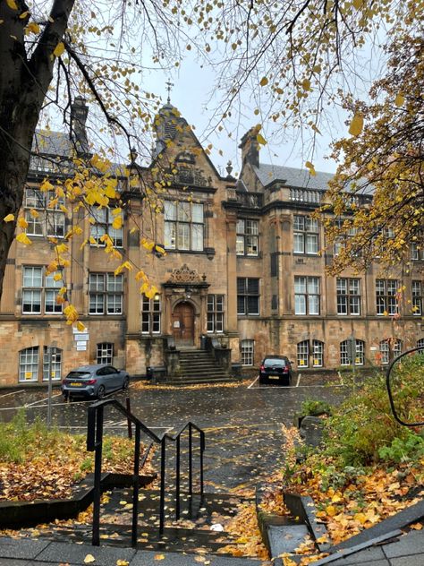 Eidenburgh Aesthetic, University Of Glasgow Aesthetic, Glasgow University Aesthetic, Glasgow Scotland Aesthetic, Glasgow Aesthetic, Scotland University, Glasgow Apartment, Scotland Autumn, Scotland Fall