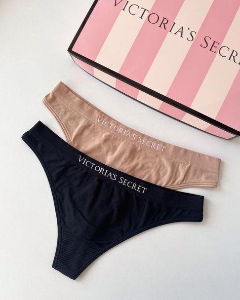 Victoria Secret Lenceria, Victoria Secret Lingerie Sets, Victoria Secrets Intimo, Victorias Secret Set, Victoria's Secrets, Sock Outfits, Hot Kiss, Victoria Secret Lingerie, Victoria Secrets