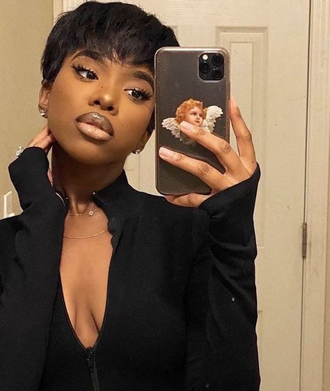 Pixie Cuts For Black Women, Hair Baddie, Black Pixie Cut, Hair 2025, Pixie Cut Short, Black Pixie, Shaved Side, Natural Hair Cuts, Bangs Straight