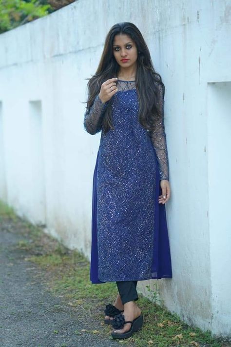 Simple Net Kurti Design, Net Kurti Designs Style Indian Fashion, Net Dress Designs Pattern Kurti, Netted Chudidar Designs, Material Churidar Design, Kurti Designs Latest Net Material, Kurti With Net Sleeves, Neck Designs For Net Suits, Net Chudithar Design