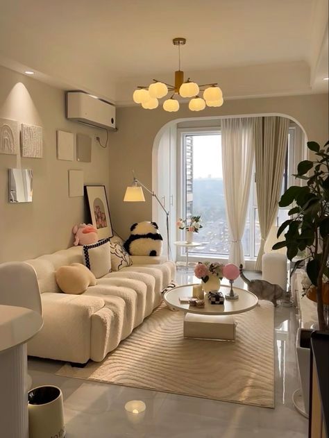 Girl Appartement, First Apartment Living Room, Small Room Inspo, Living Room Spacious, Empty Apartment, Living Room Decor Elegant, Dream Apartment Decor, Future Apartment, Girl Bedroom Decor