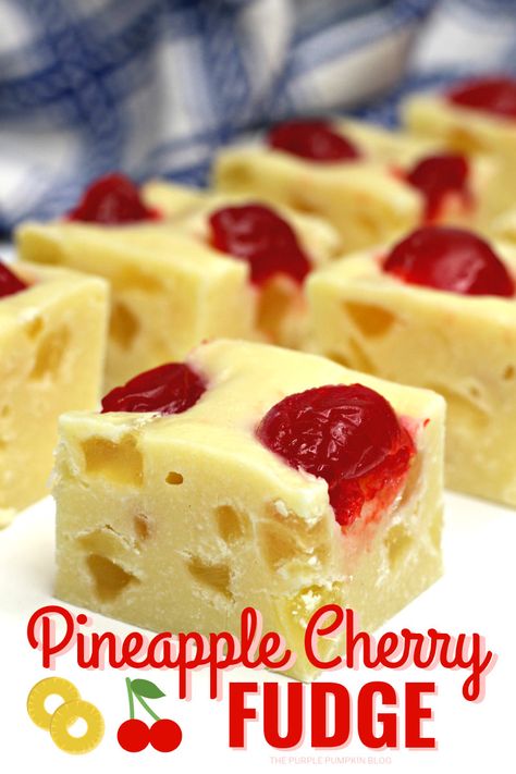 Cherry Fudge, Brownie Vegan, Homemade Fudge Recipes, Fudge Recipes Easy, Slow Cooker Desserts, Bake Recipes, Dessert Aux Fruits, Homemade Fudge, Candy Recipes Homemade