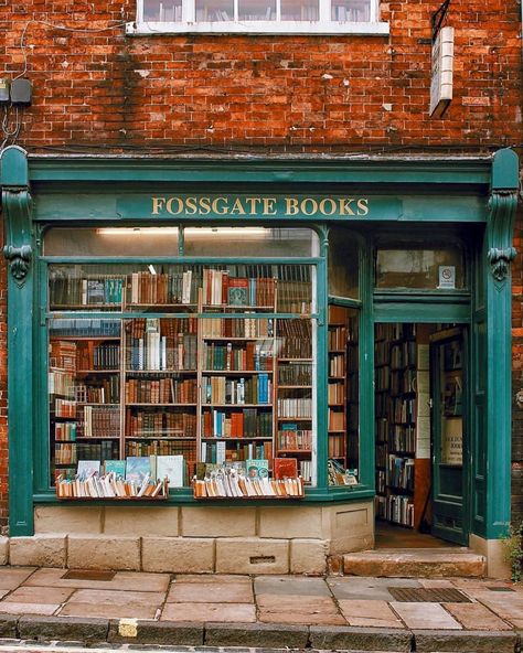 Bookshop Café, Bookstore Aesthetic, Bookstore Design, Bookish Aesthetic, England Travel Guide, Bookstore Cafe, York England, Library Aesthetic, Book Cafe