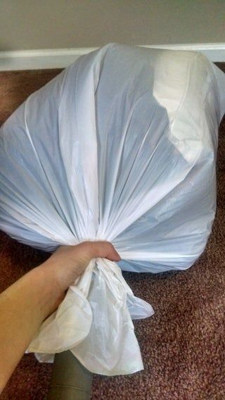 Nearly Free Vacuum Bags : 6 Steps (with Pictures) - Instructables Diy Vacuum Bags, Diy Space Saving, Vacuum Storage Bags, Vacuum Packaging, Garbage Bag, Vacuum Bags, Vacuum Suction, Trash Bag, Space Saver