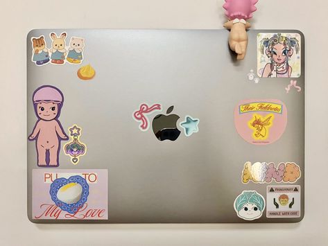 Laptop Case Stickers, Laptop Decoration, Macbook Stickers, Computer Sticker, Mac Book, Pretty Phone Cases, Sonny Angel, Foto Ideas Instagram, Phone Design