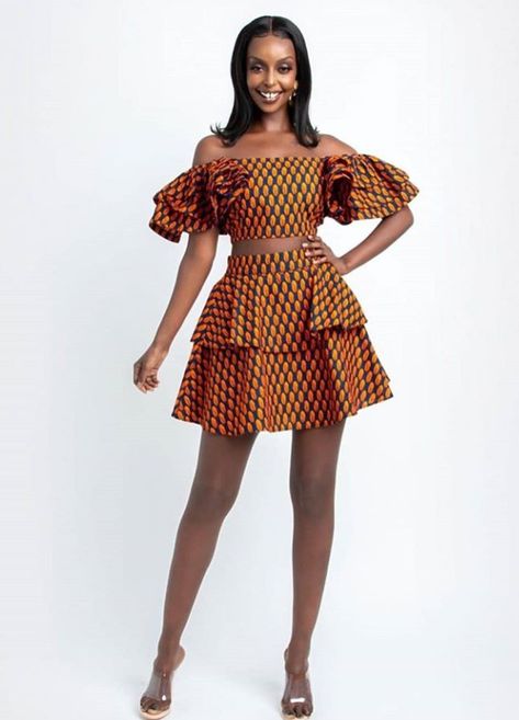 Ankara Top And Skirt, African Skirt Outfit, African Print Crop Top, Chitenge Outfits, African Aesthetic, Kitenge Designs, African Print Jumpsuit, Summer Slip Dress, Short Skirts Outfits