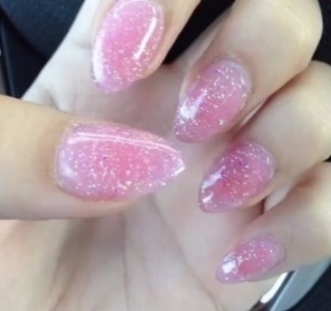 Kawaii Nails Short Natural, Gyaru Nails Simple Short, Simple Gyaru Nails, My Melody Acrylic Nails, Fluttershy Nails, Gyaru Nails Short, Gyaru Nails, Tooth Gem, Really Cute Nails