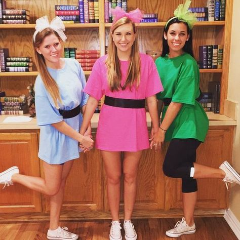 50 Bold And Cute Group Halloween Costumes For Cheerful Girls - EcstasyCoffee Powerpuff Girls Costume, Matching Costume, Cute Group Halloween Costumes, Trio Halloween Costumes, Halloween Dance, Outfit Everyday, Halloween Costumes For 3, Cartoon Costumes, Holloween Costume