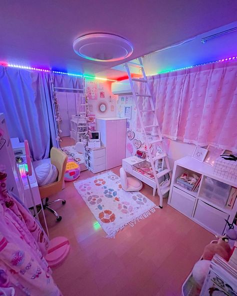 Laura ✨ kawaii life in Japan on Instagram: “The wide angle definitely makes the room look a lot bigger than it is! It’s pretty small but it feels so cozy especially with the rainbow…” Pink Gaming Chair With Desk, Gaming Chair Ivory, Autofill Pink Gaming Chair, Chaise Gaming Kawaii, Gamer Bedroom Beds & Frames, Comfy Desk Chairs For Bedroom Arm, Bedroom Desk Chair Purple, Gaming Chair Unique, Fuzzy Gaming Chair