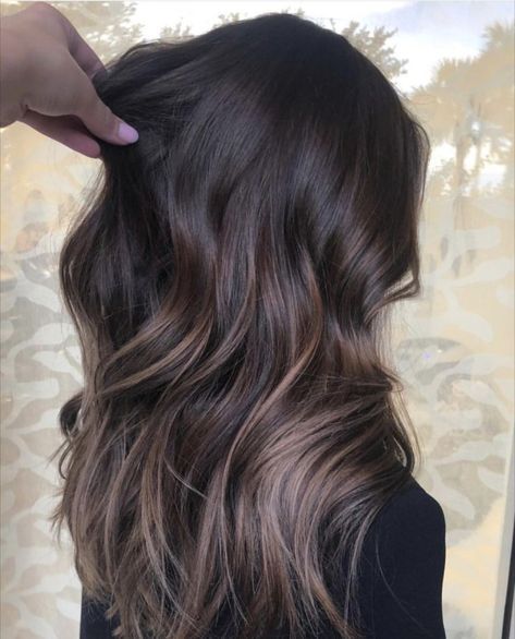 Transform your look with the latest dark caramel balayage styles of 2024. Dive into chic and stunning shades! #DarkCaramelBalayage #Balayage2024 #CaramelHairColor #FallHairTrends #WarmBalayage #BrunetteBalayage #HairInspo2024 #AutumnHairColors #RichBalayage #TrendingHairColor Winter Brown Hair Color Balayage, Melted Roots Blonde Balayage Hair, Dark Balyage Long Hair Brunettes, Brown Bayalage 2024, Long Dark Brown Hair Balayage, Black Hair With Brown Balayage, Soft Balayage On Dark Hair, Dark Brown To Light Brown Balayage, Dark Caramel Balayage