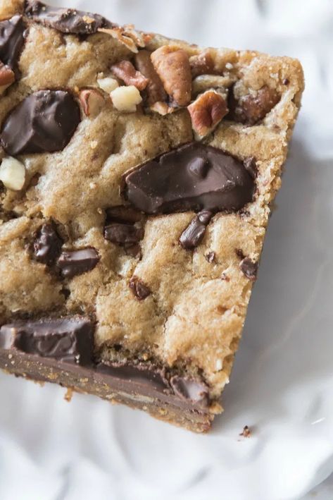 Espresso Blondies, Cookies To Bake, Cinnamon Granola, High Altitude Baking, Mountain Mama, Holiday Cookie Recipes, Chocolate Chunk, Espresso Makers, Good Coffee