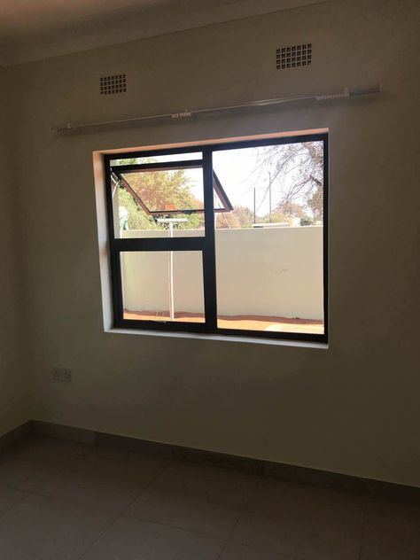 Top hung window Top Hung Window