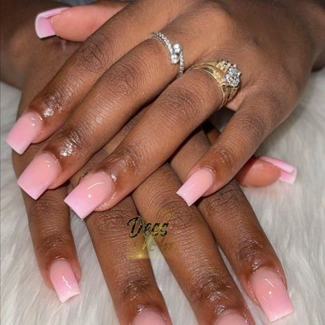 Pink Ombré Short Nails, Colorful Nail Designs Acrylics Short, Ombré Short Square Nails, Short Acrylic Nails One Color Simple, Pink Ombré Nails Short, Short Acrylic Nails Simple Color, Cute Ombre Nails Short, Ombre Square Nails Short, Short Ombré Acrylic Nails