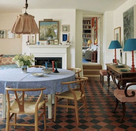 Terracotta Floor, Monday Inspiration, Textile Designer, Home Interiors, House Inspo, Our House, Home Inspo, Dining Rooms, Future House