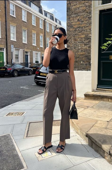 2024 Ootd, Sandals Outfit Casual, Office Attire Women, Wardrobe Revamp, Trendy Pants, Corporate Outfits, Work Fits, Summer Work Outfits, Classy Work Outfits