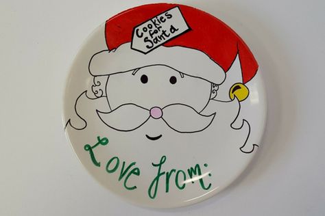 DIY Christmas | Make Your Own Christmas Plate Cookies For Santa Plate Diy, Staedtler Triplus Fineliner Pens, Staedtler Triplus Fineliner, Homemade Christmas Crafts, Crayola Colored Pencils, Cookies For Santa Plate, Santa Plate, Cookies For Santa, Christmas Plate