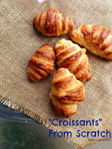 How to make Croissants from scratch (Without losing your sanity!) #recipes #easy #bread #simple Croissant Brunch, Recipe Croissant, Pretzel Knots, Breakfast Croissants, Make Croissants, Croissants Recipe, Breakfast Simple, Recipes Brunch, Homemade Croissants