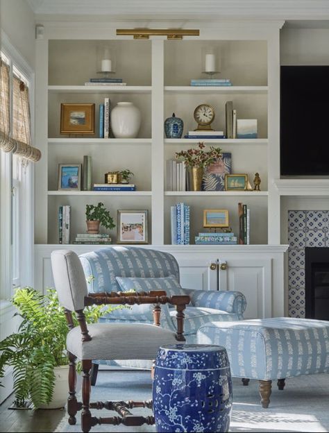 Living Room Built Ins Decor, Built In Around Fireplace, Armchair And Ottoman, Blue And White Living Room, House Makeovers, Built In Shelves Living Room, Shelf Decor Living Room, Living Room Built Ins, Decorating Bookshelves