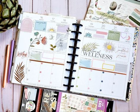 Happy Planner Wellness Layout Ideas, Happy Planner Wellness, Walking Goals, Walk Outside, Functional Planning, Wellness Planner, Eating Better, Sticker Books, Planner Essential