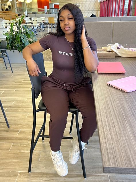 Pretty little thing two piece set, yeezy 500, deep wave wig, cau library . Plt Sweatsuit Outfit, Plt Set Outfit Black Women, Pretty Little Thing Outfits Sweatpants, Sweatpants With Bodysuit, Plt Sweatpants Outfit, Bodysuit With Sweatpants Outfit, Bodysuit And Sweatpants Outfit, Yeezy 500 Outfit, Pretty Little Thing Outfits